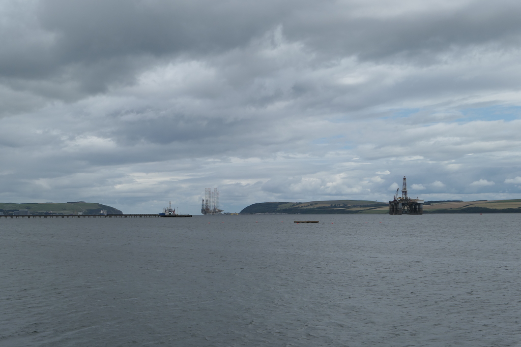Oil rigs in Cromarty Firth