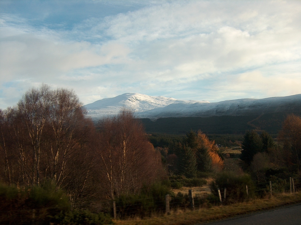 Between Garve and Lochluichart