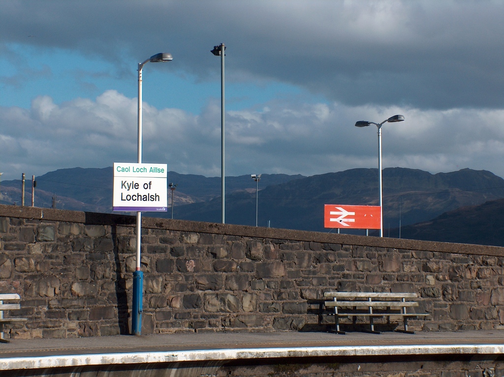 Kyle of Lochalsh railway station platform