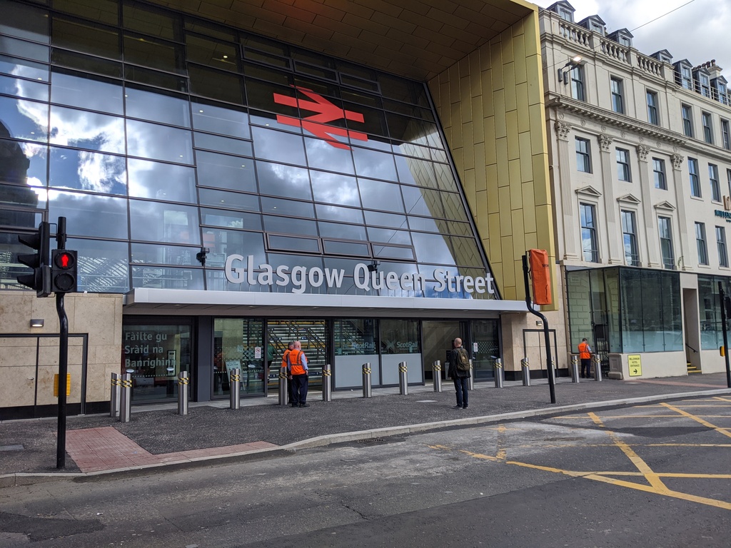 Welcome to Queen Street