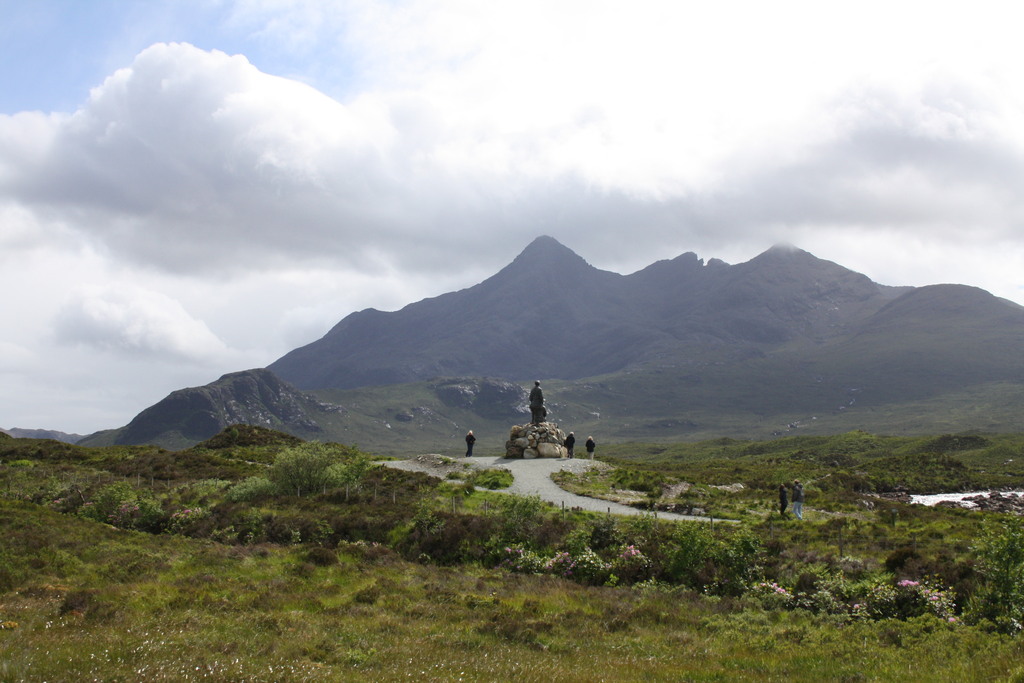Collie-Mackenzie Monument Sligachan