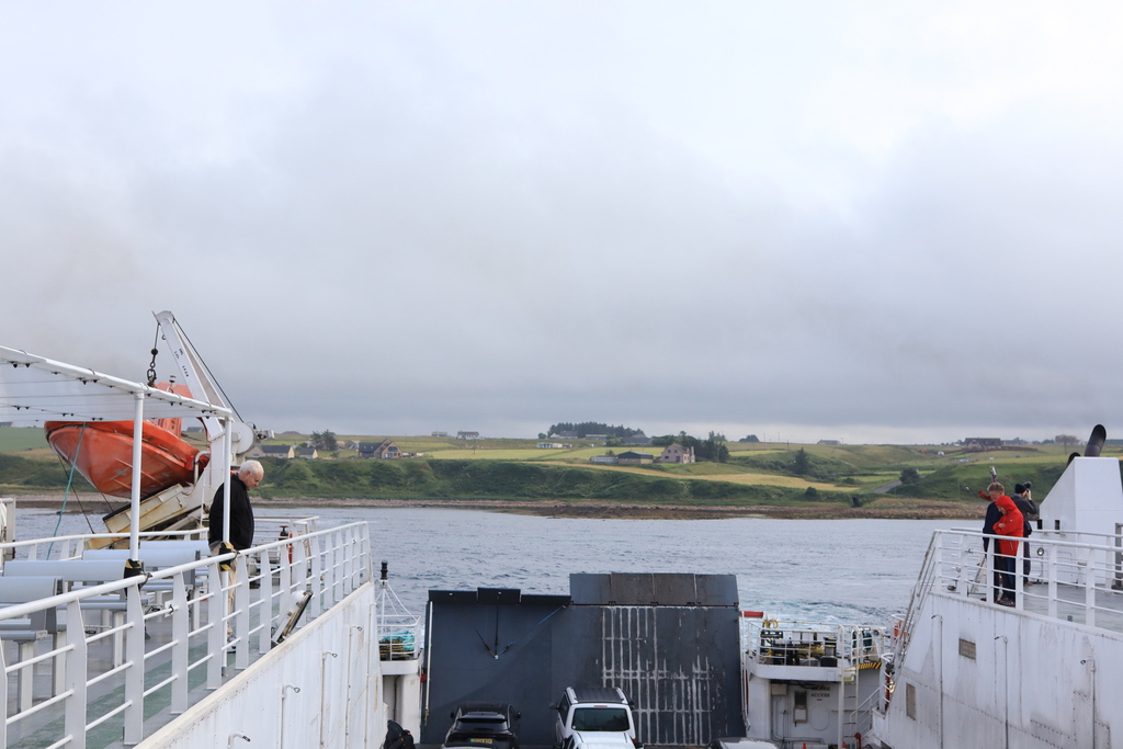Pentland Ferries leaving Gills Bay