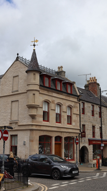 The Square, Huntly