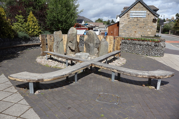 Bench in the shape of shinty sticks in Newtonmore
